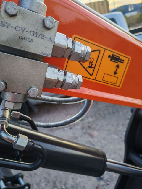 Miniexcavadora LTMG — foto 11